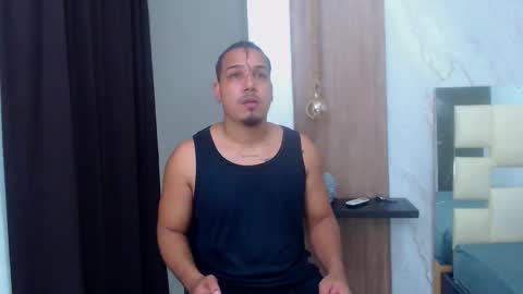 Snapshot of taylor_collins_2 chatting on 14, 9, 2025 taylor_collins_2 online show from 14, 9, 2025