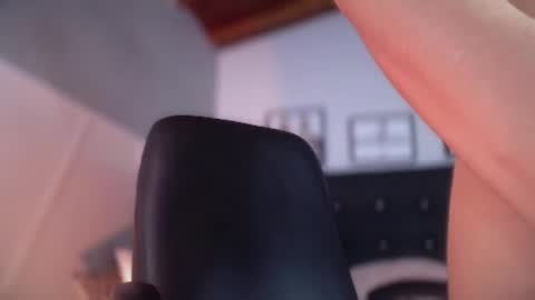 Taylor 3 online show from 20, 11, 2025