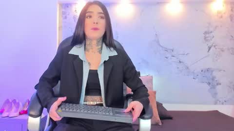 Taylor online show from 3, 2, 2026