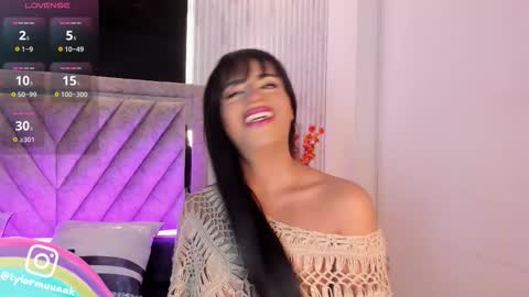 Taylor Harveey online show from 3, 2, 2026