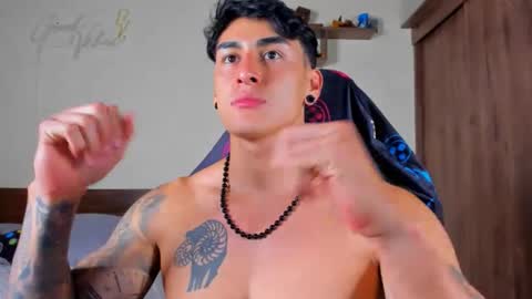 Snapshot of taylor_mclane1 chatting on 16, 11, 2025 taylor_mclane1 online show from 16, 11, 2025