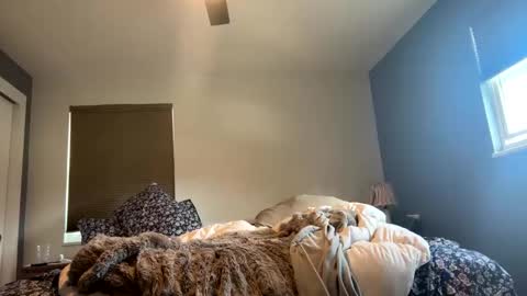 Snapshot of tbiz82 chatting on 18, 3, 2026 Tbiz82 online show from 18, 3, 2026