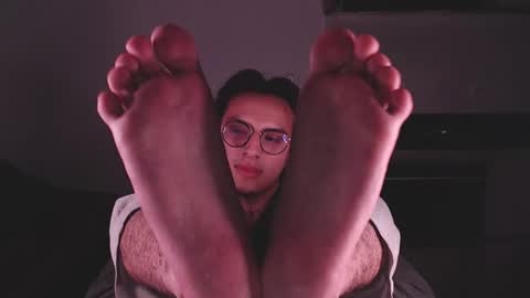 Teo independent model online show from 28, 2, 2025