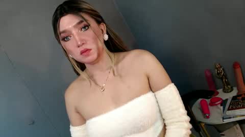 ellaine online show from 18, 12, 2024