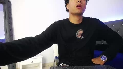 Snapshot of teamporn_18 chatting on 15, 1, 2025 Danger online show from 15, 1, 2025