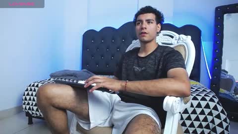 Snapshot of teamporn_18 chatting on 17, 1, 2025 Danger online show from 17, 1, 2025