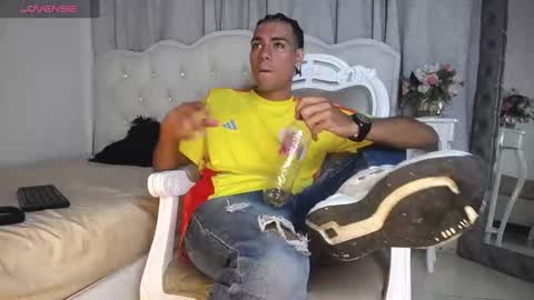 Snapshot of teamporn_18 chatting on 4, 3, 2025 Danger online show from 4, 3, 2025