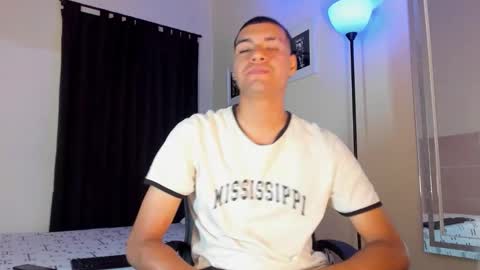 Snapshot of teamporn_18 chatting on 26, 10, 2025 Danger online show from 26, 10, 2025