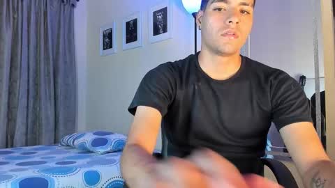 Snapshot of teamporn_18 chatting on 19, 11, 2025 Danger online show from 19, 11, 2025