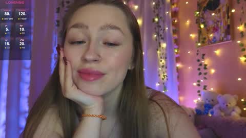 Snapshot of tease_mee_now chatting on 25, 11, 2025 Eva online show from 25, 11, 2025