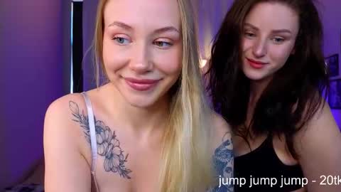 Snapshot of tease_mode chatting on 17, 10, 2025 Eva Emilia online show from 17, 10, 2025