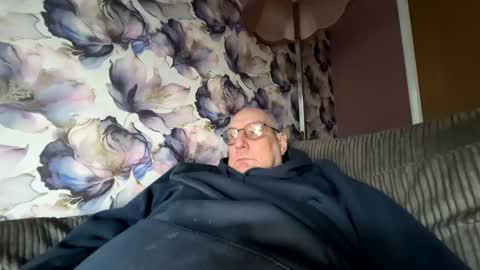 Mark online show from 12, 1, 2026