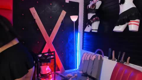 Tayloor online show from 1, 2, 2026