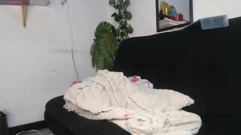 tefy_bratz online show from 20, 9, 2025