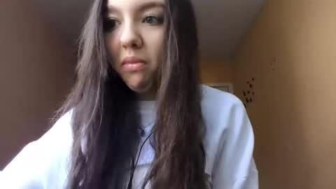 Snapshot of teganmeiser chatting on 30, 10, 2025 Kimi online show from 30, 10, 2025