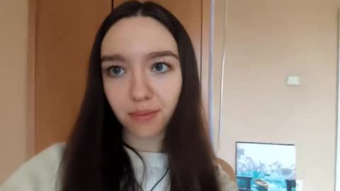 Snapshot of teganmeiser chatting on 5, 11, 2025 Kimi online show from 5, 11, 2025