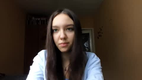 Snapshot of teganmeiser chatting on 7, 11, 2025 Kimi online show from 7, 11, 2025