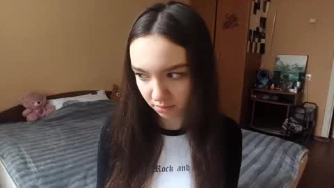 Snapshot of teganmeiser chatting on 29, 11, 2025 Kimi online show from 29, 11, 2025