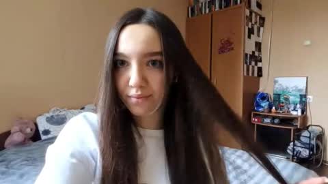 Snapshot of teganmeiser chatting on 1, 12, 2025 Kimi online show from 1, 12, 2025