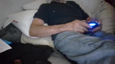 Snapshot of tellias1 chatting on 10, 9, 2025 tellias online show from 10, 9, 2025