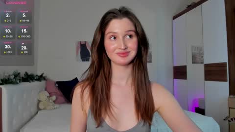 Sexy girl Li online show from 19, 1, 2025