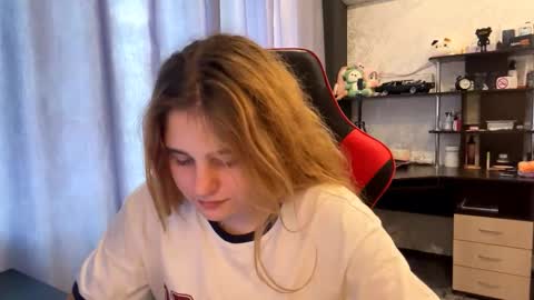 Mira Manson online show from 14, 9, 2025