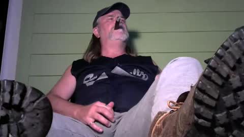 Tennredneck online show from 15, 9, 2025