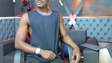 Snapshot of terranze_z chatting on 26, 10, 2025 terranze_z online show from 26, 10, 2025