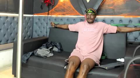 Snapshot of terranze_z chatting on 1, 11, 2025 terranze_z online show from 1, 11, 2025