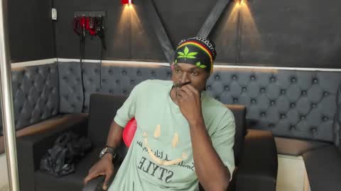 Snapshot of terranze_z chatting on 6, 11, 2025 terranze_z online show from 6, 11, 2025