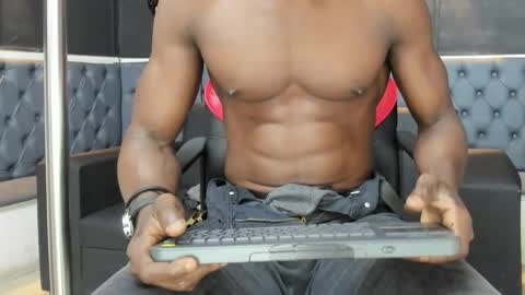 Snapshot of terranze_z chatting on 7, 11, 2025 terranze_z online show from 7, 11, 2025