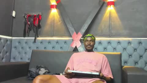 Snapshot of terranze_z chatting on 10, 11, 2025 terranze_z online show from 10, 11, 2025