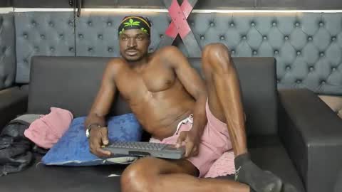 Snapshot of terranze_z chatting on 21, 11, 2025 terranze_z online show from 21, 11, 2025