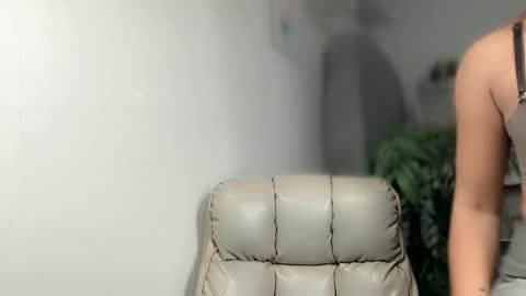 TERRI  the girl will hunt you online show from 9, 12, 2024