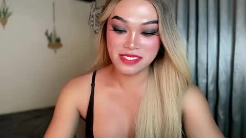 TERRI  the girl will hunt you online show from 22, 2, 2025