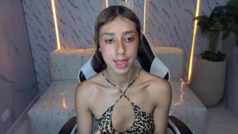 Online 800 to 1400 online show from 25, 10, 2025