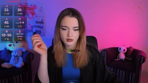 tessa_tea online show from 5, 1, 2026