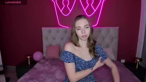 Tessa 3 online show from 20, 2, 2025