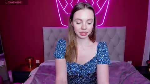 Tessa 3 online show from 22, 2, 2025