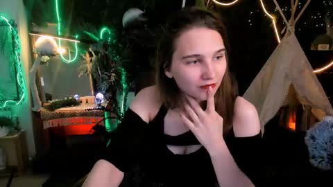 Tessa online show from 18, 9, 2025