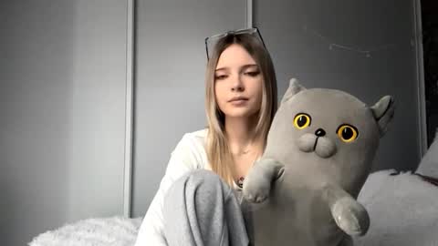 tessiebe online show from 17, 2, 2026