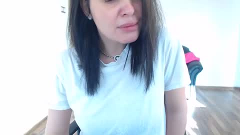 naughty tess online show from 18, 1, 2025