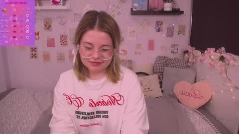 Snapshot of tesspleasure chatting on 2, 1, 2025 TESSA online show from 2, 1, 2025