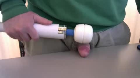 Test the Chat online show from 12, 10, 2025