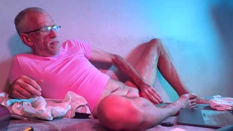 TexPig online show from 9, 9, 2025