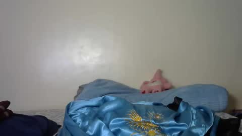 Snapshot of teyannah01 chatting on 6, 11, 2025 Tyennah online show from 6, 11, 2025