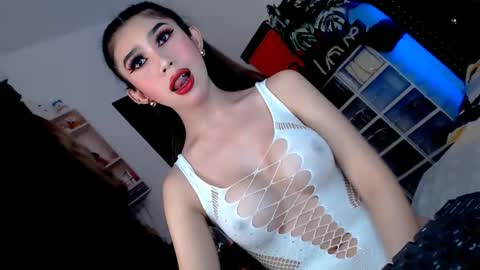 Snapshot of tgirl_adele chatting on 16, 11, 2025 Itsme tgirlAdele online show from 16, 11, 2025