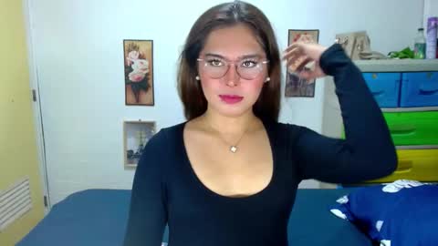tgirlselena online show from 17, 9, 2025