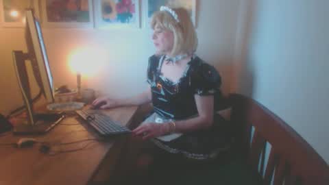 Snapshot of tgirlsub4domq chatting on 5, 12, 2025 Tgirlsub4DomQ online show from 5, 12, 2025