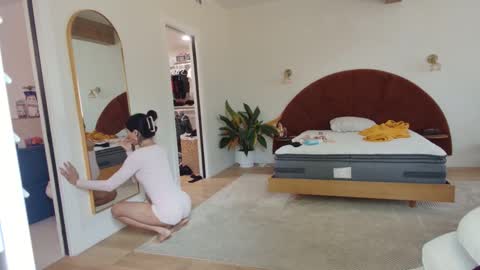 babygirlmami online show from 6, 3, 2026